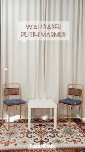 Wallpaper Stiker Dinding Motif Marmer Untuk Dekorasi Dapur Kitchen Set Kamar Ruang Tamu Bahan Pvc Sudah Ada Lem Perekat Ukuran 10m x 45cm