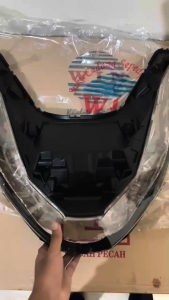 MIKA KACA LAMPU DEPAN HONDA PCX 160 K1Z MERK WIN ORIGINAL MOTORCYCLE PARTS