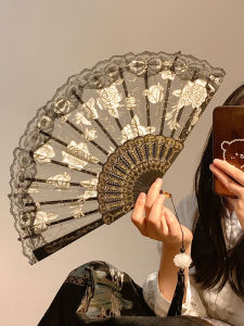 พัดกระดาษปีกพับลายลูกไม้สีดำสไตล์จีนใหม่สำหรับฤดูร้อน สำหรับเต้นรำ สำหรับถ่ายภาพ สำหรับผู้หญิง พัดกระดาษปีกพับสำหรับเต้นรำ