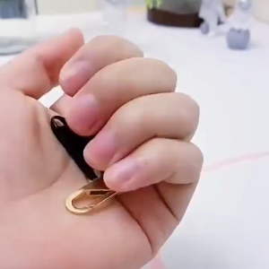 ( MY ACC ) Pengait Ritsleting Cantelan Gantungan Serbaguna Alat Penarik Sleting Bisa Dilepas Pasang