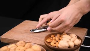 Kitchen Stainless Steel Crab Cracker Multifunction Heavy Duty Nutcracker Metal Opener Sheller Opener Seafood Plier