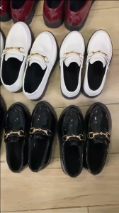 Docmart Flatshoes Anak Perempuan Motif Kancing Gaya Formal Kulit Sintetis
