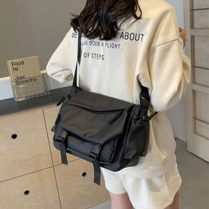 New Fashion Mens Large Capacity Waterproof Crossbody Bag Simple Function Single Shoulder Bag for Students Street Style Bag