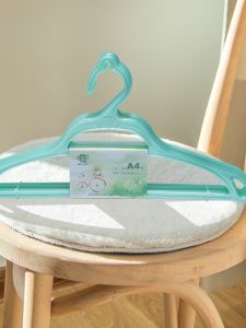 Minqiao Household Hangers Clothes Support Clothing Store Cloth Rack Windproof Seamless Drying Thickened Plastic Hanger