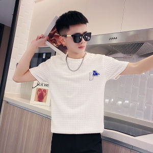 เสื้อยืดชายแขนสั้นผ้าไหมน้ำแข็งบางระบายอากาศได้ดี ทรงหลวม สไตล์ลำลอง ฤดูร้อน 2024 เสื้อยืดผู้ชายแฟชั่นแบรนด์ใหม่