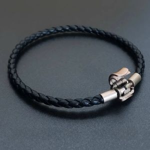 สร้อยข้อมือผูกเชือก 5 มม. สำหรับผู้ชายและผู้หญิง สร้อยข้อมือ DIY พร้อมลูกปัดนำโชค โซ่หนัง Charme เครื่องประดับแฟชั่น