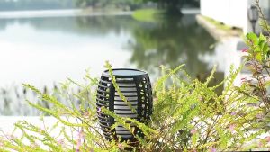 Home2U🏡 [2pcs & 4pcs] 12 LED Solar Lights with Waterproof Flickering Fire Flame Lawn Solar Torch Light Garden Lamp Pelita Lampu Raya Murah