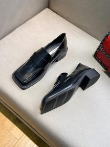 Uncle MJ Retro British Style Womens Fashionable Square Head Flats Chunky Heel Loafers All-Match Elegant Rubber Sole Shoes