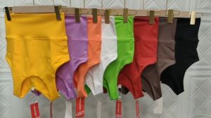 Áo nữ tập gym yoga aerobic thể thao sát nách kèm mút size từ 45 kg đến 62 kg chất liệu thun poly BINSPORTS A237