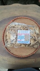 1kg cây ưng bất bạc sấy khô