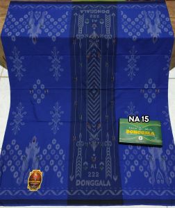 SARUNG DONGGALA MOTIF NANAS BAHAN KATUN