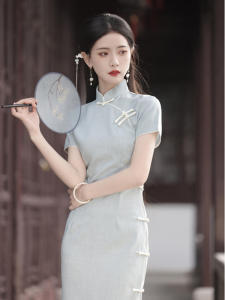 Elegant Young Style Cheongsam Slim Fit Reformed Chinese New Version Daily Wear Summer 2025 Polyester Fiber Short Sleeve