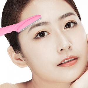 Eyebrow Razor Face Hair Remover for Women Safe Dermaplaning Tool Mini Face Razor Portable Facial Blade 修眉刀 眉刀 CHIC&CO.