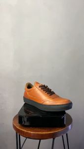 Sepatu Sneakers Kulit Asli Pria - OTIV Athen Brown