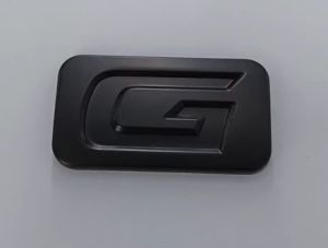 Logo Emblem Mobil Innova huruf G Chrome
