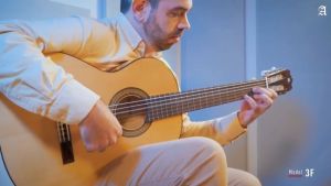 Đàn guitar Flamenco Alhambra 3F chính hãng Tây Ban Nha tặng kèm bao đàn