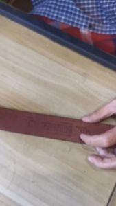 เข็มขัดหนังแท้ ขนาดของเข็มขัดกว้าง 1.5 นิ้ว ยาวตลอดเส้น 57 นิ้ว