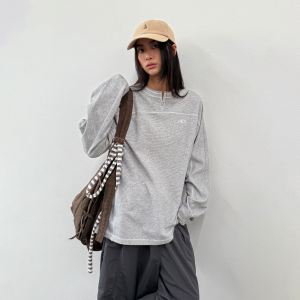 Roaringwild | Color Block Visible Stitching Long Sleeve Half Zip T-Shirt
