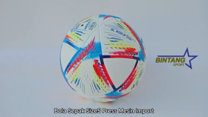 Bola Sepakbola Size 5 Original Import Model Press Mesin Bahan Kulit PU Kuat dan Tahan Lama