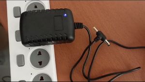 Adaptor DC 9V/2A Power Supply 9 Volt 2 Ampere