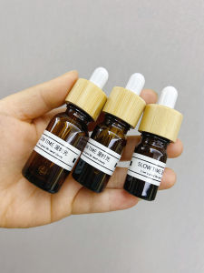 ขวดน้ำหอมแก้วป้องกันแสงสำหรับแยกกลิ่นน้ำมันหอมระเหย ขวดน้ำเปล่าสำหรับใช้ในห้องนวดเพื่อสุขภาพ ขวดน้ำหยดสำหรับแยกส่วนผสม 10 มล.