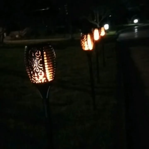 Lampu Taman Hias Obor Warm White Tenaga Surya Flame Light Kecil lampu api taman tenaga matahari