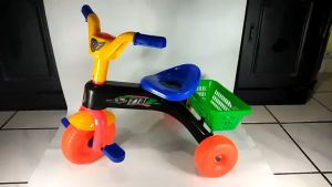 Sepeda Roda Tiga Anak Murah Mainan Anak Laki & Perempuan Sepedah Anak Bahan Plastik Kuat