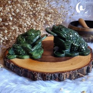 Feng Shui Green Jade "Jin Chan/Chan Chu" Three-Legged Money Toad with Rotatable Coin Carving (SOLD PER PIECE)