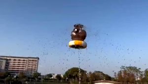 Mainan Roket Air Mancur Terbang Karakter Hewan Lucu Free selang 3m/ Water Rocket Jet Sprinkler Karakter Kado Anak / Outdoor Toys /  Roket Launcher Karakter Outdoor