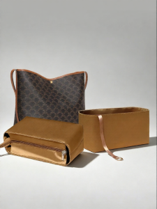 WENJING | Lightweight Lined Pouch With Zip