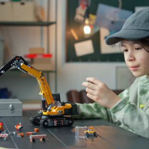 LEGO City 60420 Yellow Construction Excavator (633 Pieces)