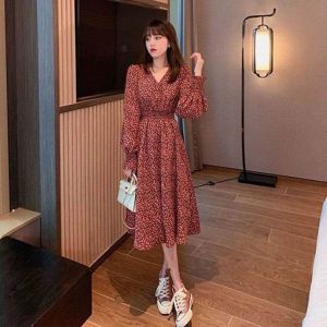 ชุดเดรสยาวแขนยาวคอวีลายดอกไม้สไตล์ฝรั่งเศส สำหรับผู้หญิง ฤดูใบไม้ผลิและฤดูใบไม้ร่วง ดีไซน์เข้ารูป เอวสูง กระโปรงทรงเอ