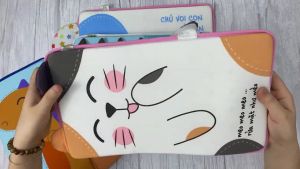 Gối cao su non cho bé hình Mèo Con - Vỏ cotton mát ruột cao su non có lỗ tháng khí mềm mịn