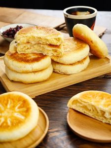 Handmade Traditional Mongolian Cheese Pancakes 300g Snack Breakfast Chinese Style Pastries Milk Skin Pancakes Milk Tofu Pancakes
