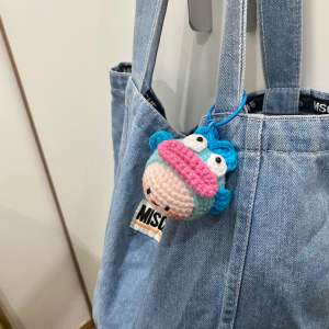 Móc khoá Bé cá hề bằng len handmade dễ thương