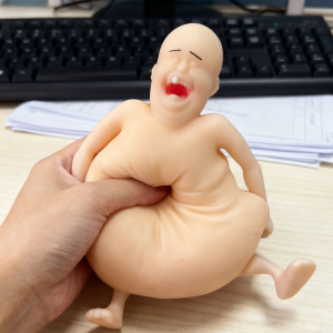 เรเน่ เรเน่ คือ ตุ๊กตาตลกหน้าตาขี้เหร่ ตุ๊กตาคลายเครียด ตุ๊กตาตลกหน้าตาน่ารักยิ้มแย้ม ตุ๊กตาขี้อาย