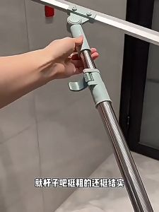 SG（Ready Stock)Magic Broom 52cm Cleaning Sweeping Wiper Bathroom Window Floor Wiper Lazy Mop