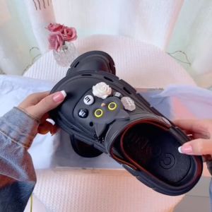 LHMoonligh แนะนำ ชูดตัวติดรองเท้า ตัวติด Jibbitz น่ารักๆ สำหรับรองเท้าแฟชัน ติดได้ตามสไตล์ ราคาหลักสิบเท่านั้น