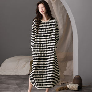 Váy ngủ nữ MiiOW Cat Person bằng cotton tay ngắn cổ tròn dáng dài dễ thương - mùa hè