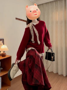 ชุดเดรสสีแดง ชุดสเวตเตอร์ถัก ชุดเดรสผู้หญิง ชุดฤดูใบไม้ร่วง/ฤดูหนาว 2025 ชุดใหม่ระดับไฮเอนด์ ชุดกระโปรงทรงเอเอวสูง