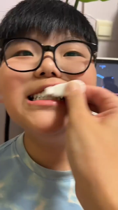 BÀN CHẢI ĐÁNH RĂNG BỌT BIỂN CÔNG NGHỆ NHẬT– TẨY VẾT Ố MẢNG BÁM – AN TOÀN CHO CẢ TRẺ EM VÀ NGƯỜI LỚN