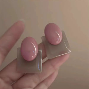 Rose Pink Resin Square Vintage Color Block Womens Earrings Fashionable Retro Hong Kong Style Alloy Ear Jewelry Accessories