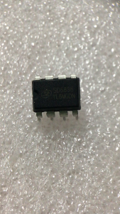 (2 con) IC nguồn SD6835 DIP8