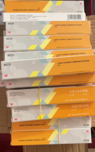 2.5g/Pcs FS-1 Light curing Composite Resin Dental Filling Materials