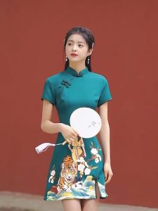 daidai (Ready Stock) Women Cheongsam Cheong Sam Qi Pao CNY Traditional Tiger Dress 年轻款旗袍2024春新款日常旗袍短款短袖印花时尚复古旗袍中国风