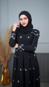 ชุดเดรสยาว ชุดออกงานอิสลาม มีหลายสีสดใส งานปักลายดอกไม้นูนน่ารัก IN23 รุสมีนีมุสลิม