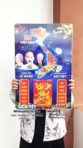 Khung tranh Lịch bản đồ việt nam Lịch Tết bản đồ 34 tỉnh bản đồ Việt Nam bác Hồ bác Giáp bác Trọng kính yêu Lịch Tết 2026 Đốc Lịch Tết Lịch bloc - Lịch gỗ tráng gương bác Hồ 2026 1343LT