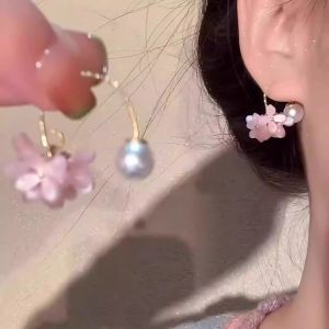 ต่างหูไข่มุกสีชมพูหรูหรา เครื่องประดับหูสไตล์ย้อนยุค เครื่องประดับแฟชั่นที่เป็นเอกลักษณ์เฉพาะตัว