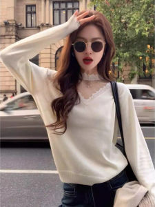 Lace Splicing White Mock Neck Knit Top