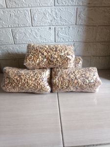 kacang mede patahan murah 500gr